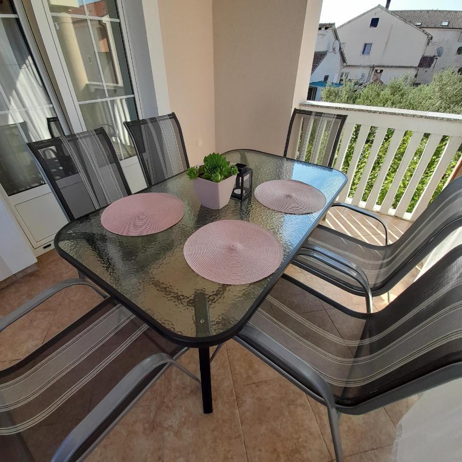 Apartments Filipovic Biograd Na Moru Exterior photo