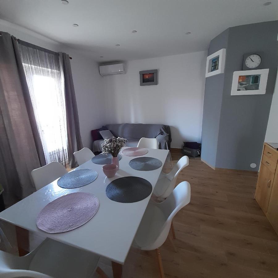 Apartments Filipovic Biograd Na Moru Exterior photo